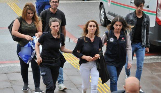 Sözde şarkıcıya '1 yıl 5 ay' hapis cezası!