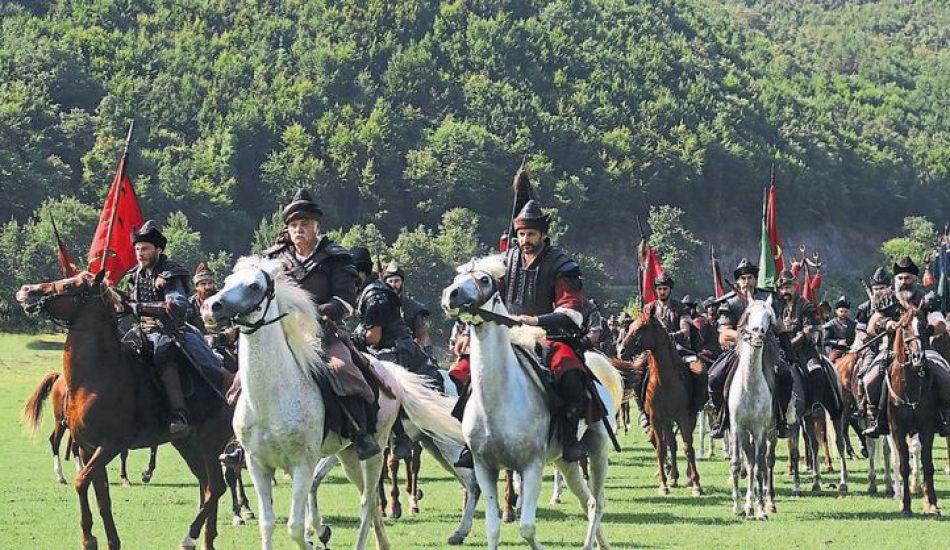 ‘Türkler Geliyor: Adaletin kılıcı’ filminin özel gösterimi ayakta alkışlandı!