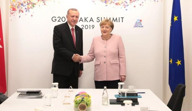 Göçmenler Merkel'i korkuttu! Erdoğan'ı ziyaret edecek