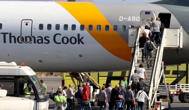 Thomas Cook operasyonu ile 106 bin kişi evine döndü