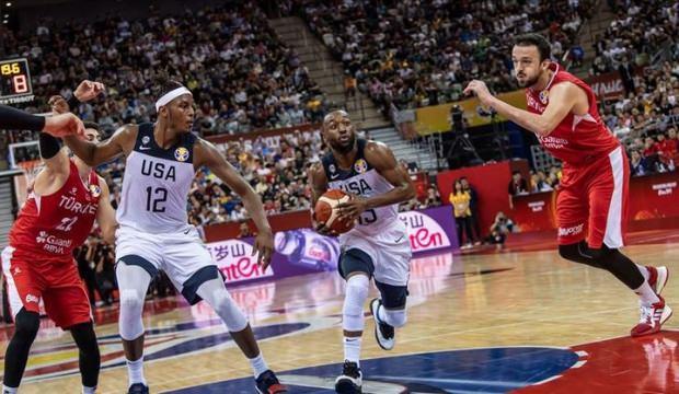 A Milli Basketbol Takımı'nın ABD maçı zirvede