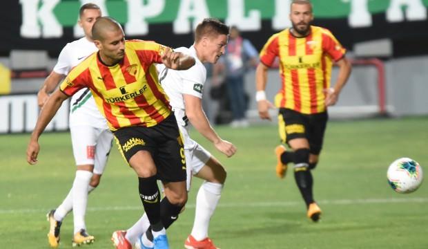 Göztepe'de ilk yolcu Eren Derdiyok olacak