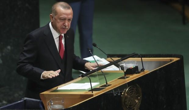 Le Monde: Türkiye eski dengeleri bozuyor. güç kullanmaktan çekinmiyor!