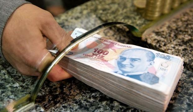 "Bankalar, taşıt ve bireysel kredilerin standardını gevşetti"