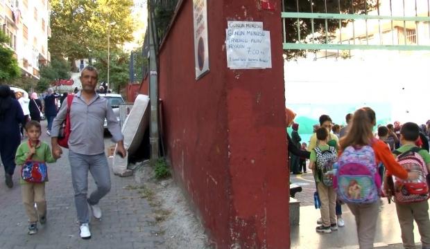 Yeni okullarında ders başı yaptılar