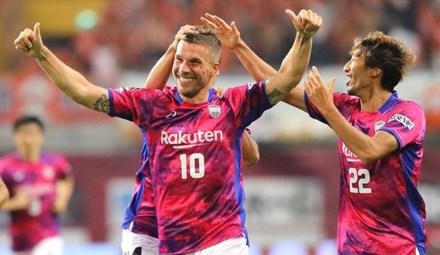 Süper Lig ekibinden Podolski bombası!