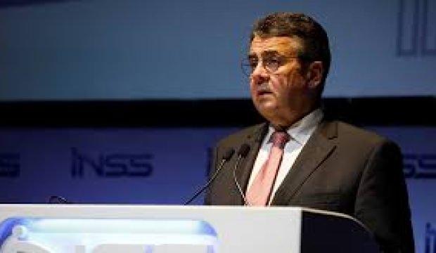 Eski Alman Bakan'dan PKK açıklaması! Onları tanıyoruz