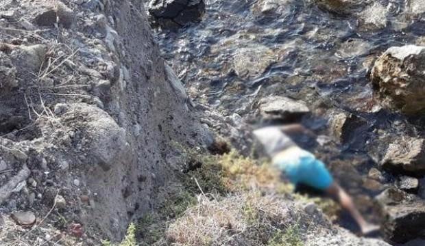 Kayalıklarda erkek cesedi bulundu