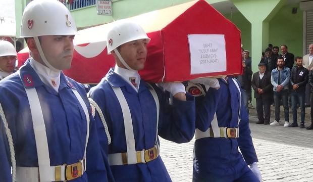 Şehit Abay gözyaşları arasında toprağa verildi