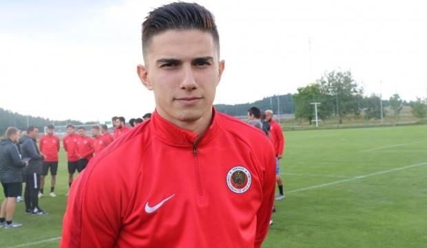 Berat Özdemir Trabzonspor'da! İşte ödenecek bonservis