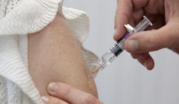 Ayni Siringayla 900 Cocuga Hiv Bulastiran Doktor Halen Gorevde Dunya Haberleri