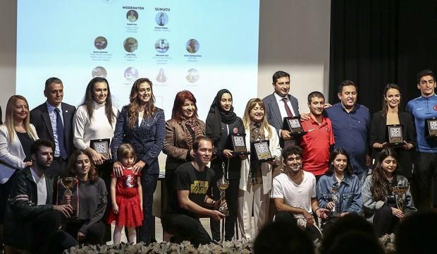 Marmara Universitesinde Spor Ve Kadin Zirvesi Duzenlendi Tum Spor Haber