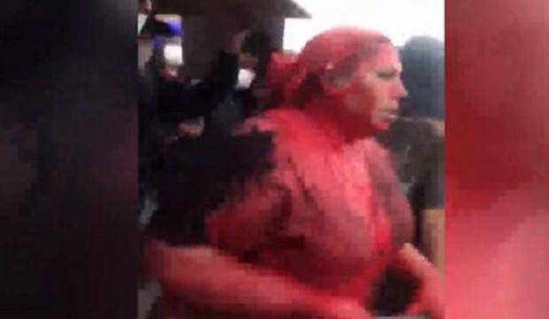 Belediye Başkanı'nın saçını kesip üzerine boya döktüler