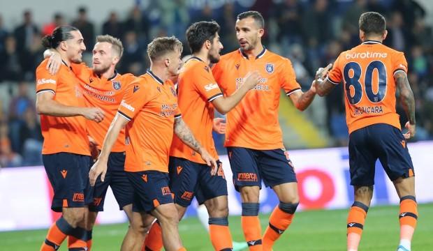 Enzo Crivelli atıyor Başakşehir kazanıyor!