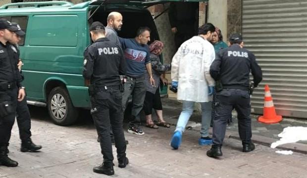 İstanbul'da dehşet: Eşini, oğlunu ve damadını silahla vurdu