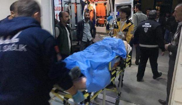 Sokak ortasında kendisini göğsünden tabancayla vurdu