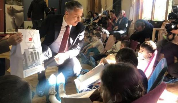 Vali Yerlikaya lösemili çocuklar ile bir araya geldi