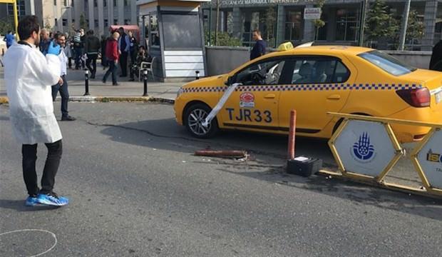 Bindiği taksinin sürücüsünü vurdu!