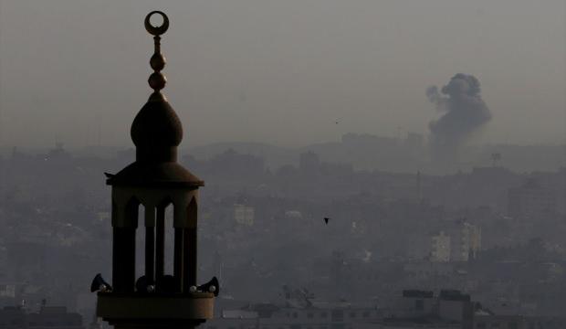 İsrail Gazze'yi vurmaya başladı!