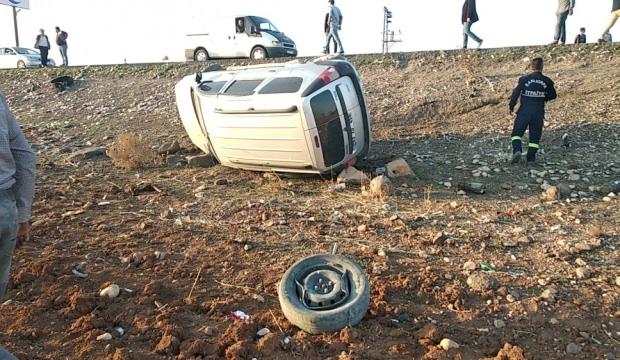 Tekeri kopan araç otomobille çarpıştı: 4 yaralı