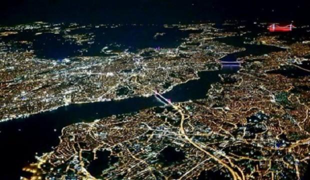 İstanbul'un gerdanlıkları: İki yakayı bir araya getiren köprüler