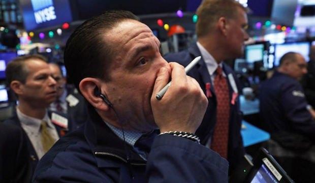 Dev bankada TL soruşturması! 4 çalışanın işine son verildi
