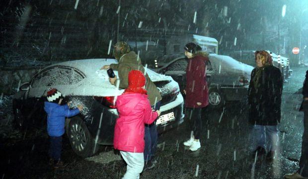 Kırklareli'nde başladı... Kar İstanbul'a yaklaşıyor
