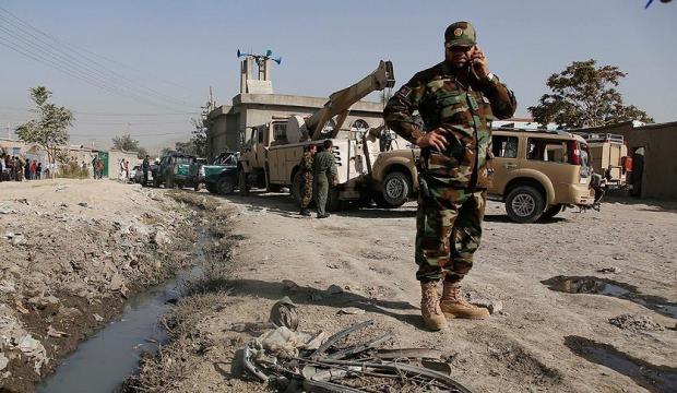 Afganistan'da bombalı saldırı! Çok sayıda sivil öldü