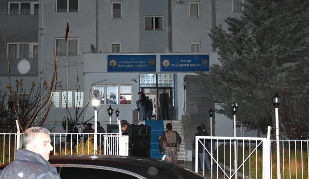 Malatya Valisi'nden 'polise silahlı saldırı düzenlendi' açıklaması