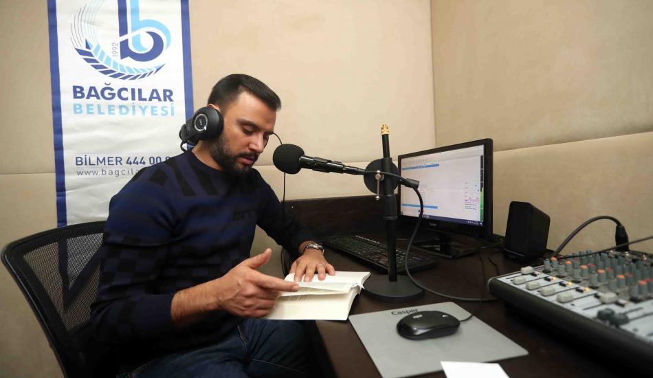 Ünlü şarkıcı Alişan'dan 'Kitabıma Ses Ol' projesine destek!
