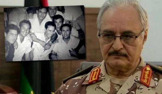 kaddafi nin silah arkadasiydi hafter