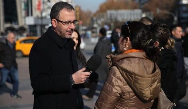 Bakan Kasapoğlu muhabir oldu, sokağa çıktı