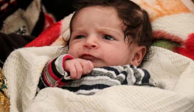 Goc Yolunda Dogan Idlibli Bebek Tedavi Icin Yardim Bekliyor Guncel Haberleri Haber7