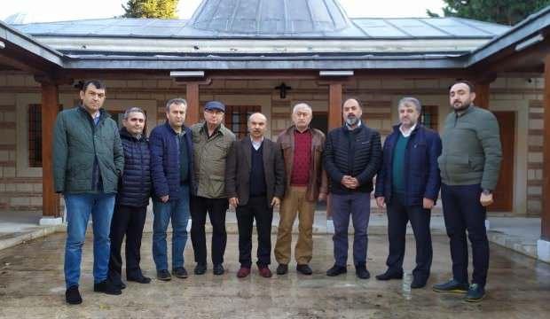 Hemşehrileri Hattat Rakım Efendi'nin türbesini restore etti