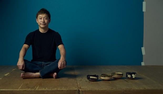 Japon milyarder Ay seyahati için yanına kız arkadaşı arıyor