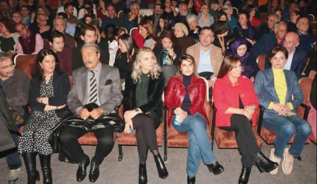 Hürriyet yazarı Şener: Bu tiyatro Demirtaş'ı parlatma projesidir