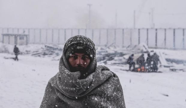 Mülteci kampında 5 kişi soğuktan can verdi