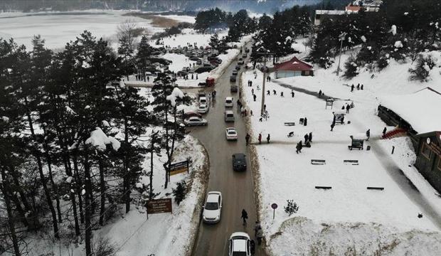 Abant'a hafta sonunda ziyaretçi akını