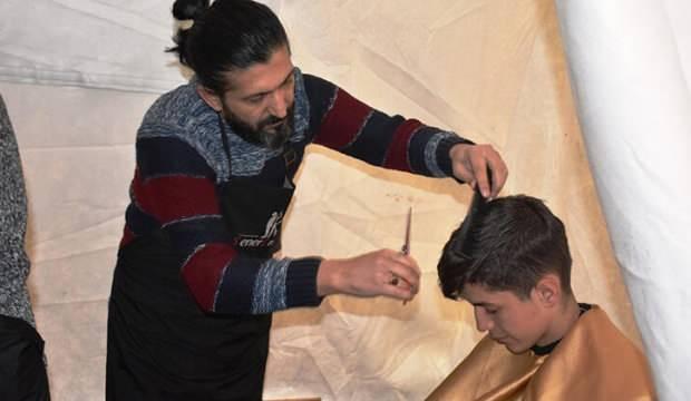 Çadırda yaşayan öğrencilere kuaför hizmeti