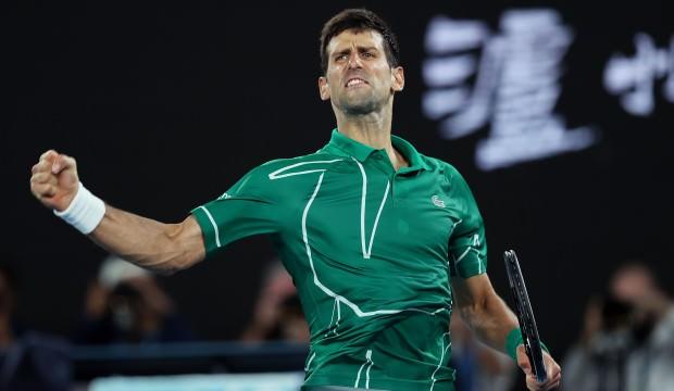 Federer'i deviren Djokovic finalde!