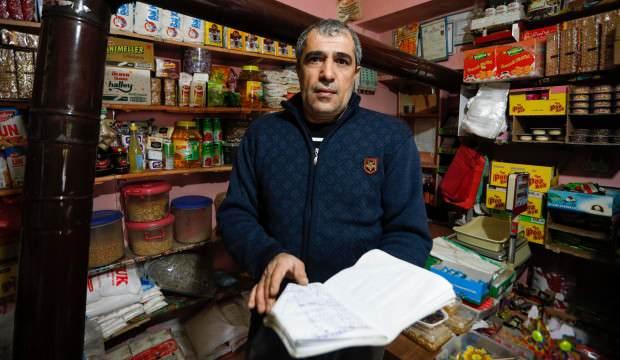 Sabah kalktıklarında borçlarının ödendiğini gördüler