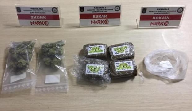 Çay paketinden uyuşturucu çıktı