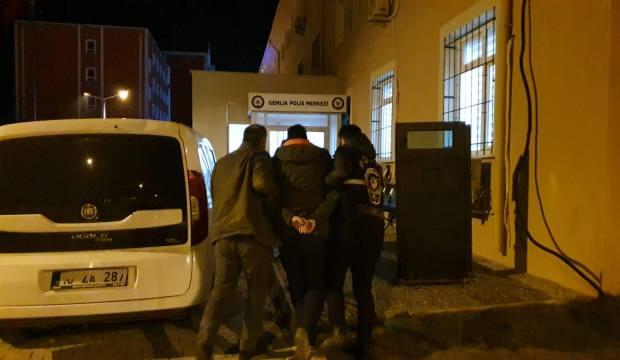 Komşusunu evine çağırıp silahla öldürdü
