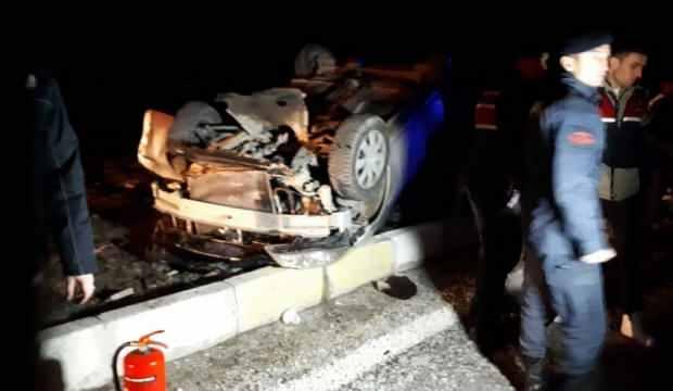Yolcu otobüsü ile otomobil çarpıştı! Ölüler ve yaralılar var