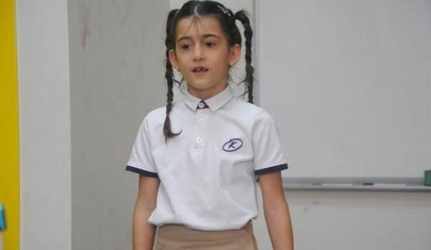 8 yaşındaki Aymina, dünya matematik şampiyonu oldu
