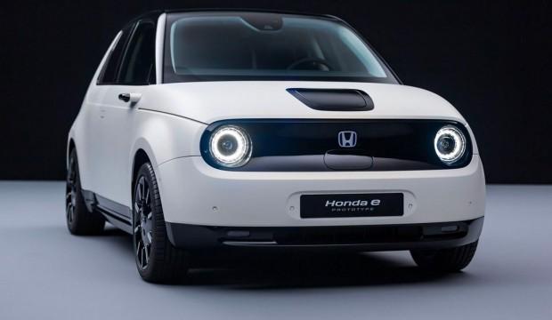 Honda e 'Yılın Şehir Otomobili' seçildi