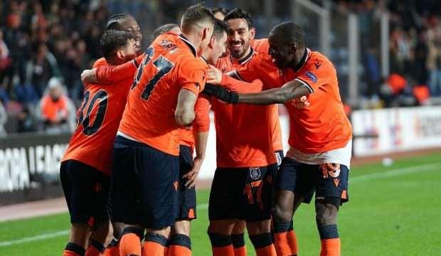 Başakşehir'den tarihi dönüş! Son 16'dayız