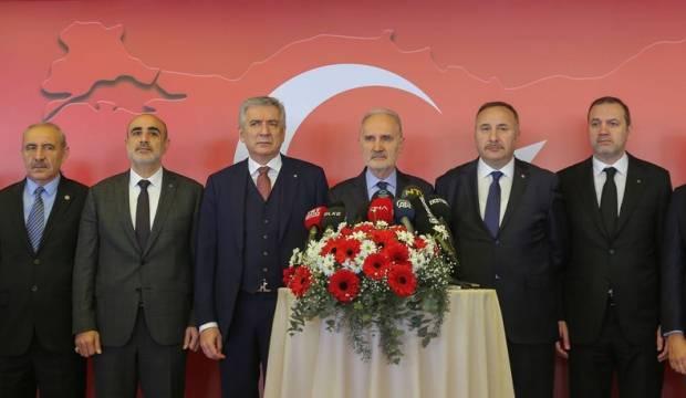 "Bayrağımız altında kenetlendik"