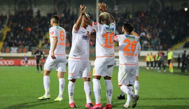 Alanyaspor, tarihinde ilk kez yarı final maçına çıkacak