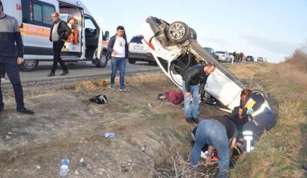 Tekirdağ'da iki otomobil çarpıştı: 4'ü çocuk 7 yaralı